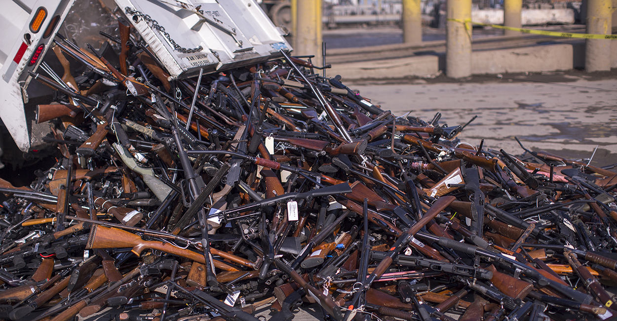 26JUN2023 - Después de quitarles las armas, comenzaron los campos de exterminio - Divulgación Total