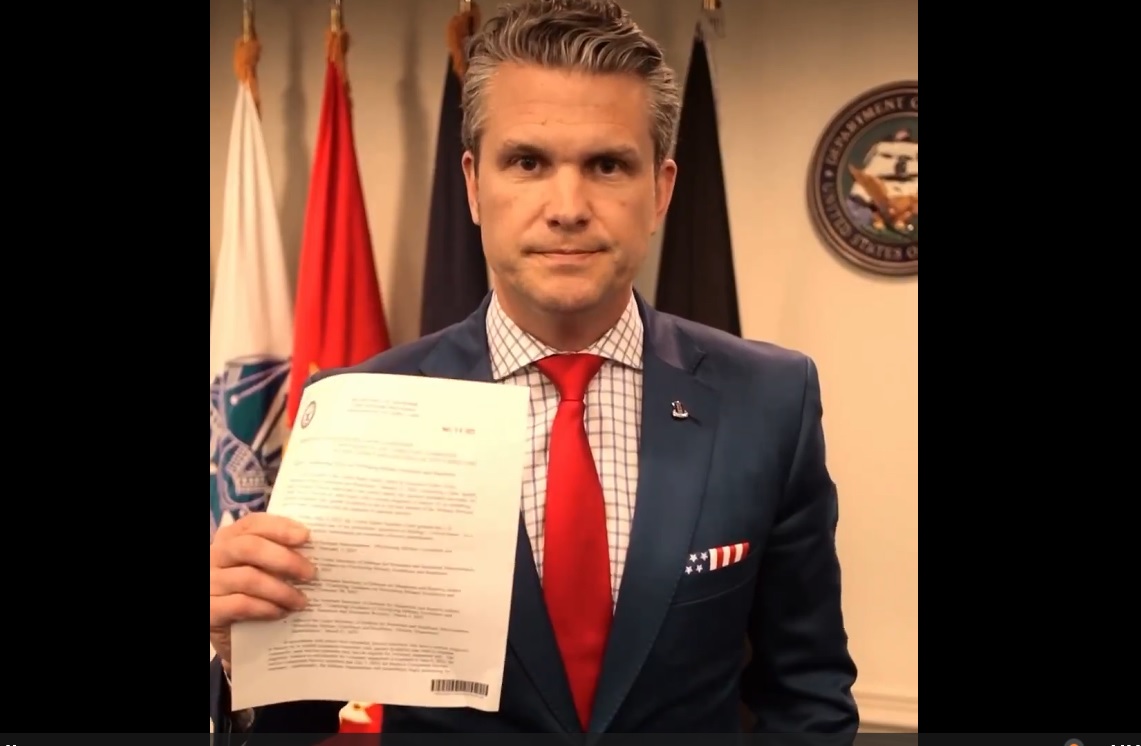 8-MAY-2025 Secretario de Defensa Hegseth: No Militares Con Disforia de Género - Divulgación Total